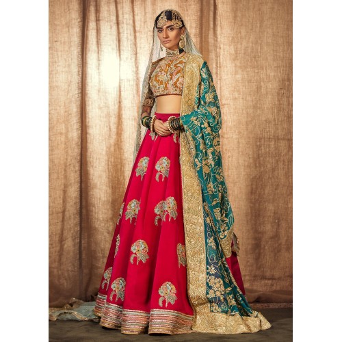 Munsell Red Marsh Lehenga