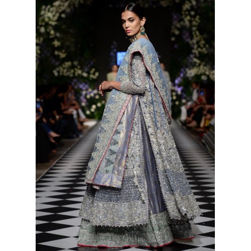 Vista Blue Scilla Gown