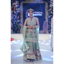 Iris Jade Scilla Gharara