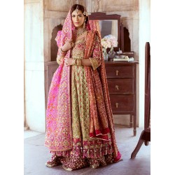 Medium Spring Bud Flora Gown Medium Spring Bud Flora Gown