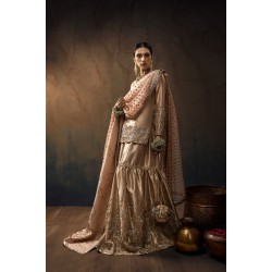 Buff Peony Gharara