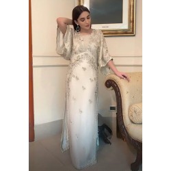 White Azalea Batwing Sleeves Outfit White Azalea Batwing Sleeves Outfit