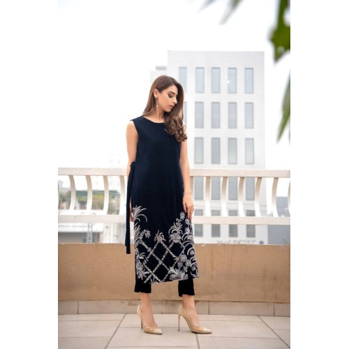 Black Aster Party Wear