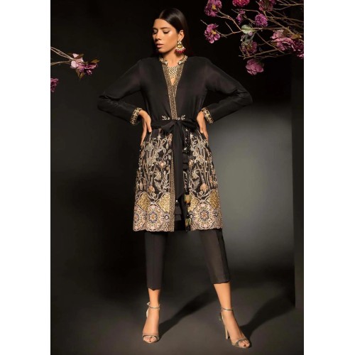 Black Magnolia Jacket and Capri Pants