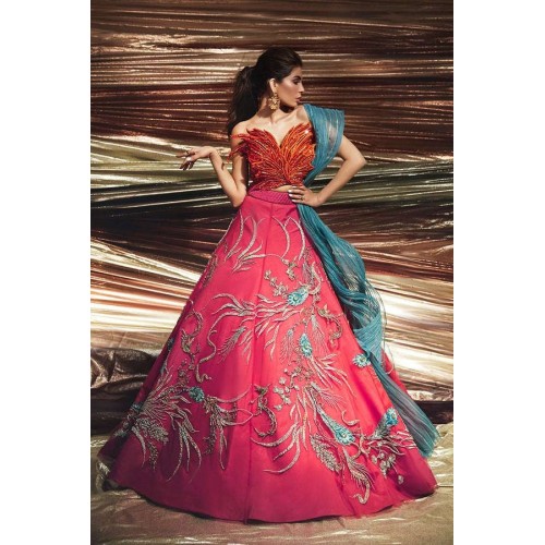 Cerise Zenobia Lehenga