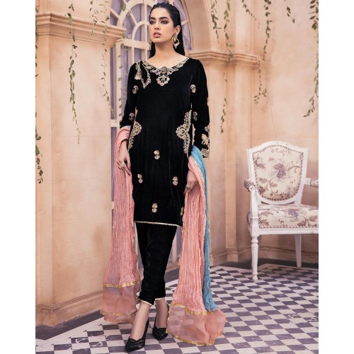 Black Azalea Velvet Trousers Suit
