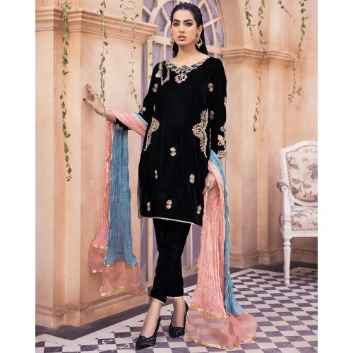 Black Azalea Velvet Trousers Suit