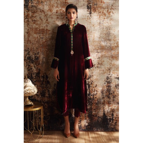 Deep Maroon Amaryllis Long Shirt and Capril Pants
