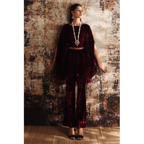 Deep Maroon Amaryllis Velvet Cape