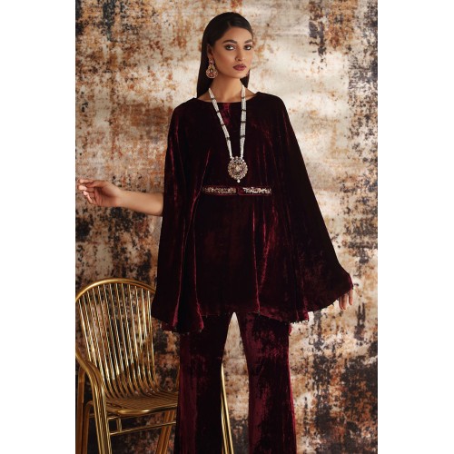 Deep Maroon Amaryllis Velvet Cape