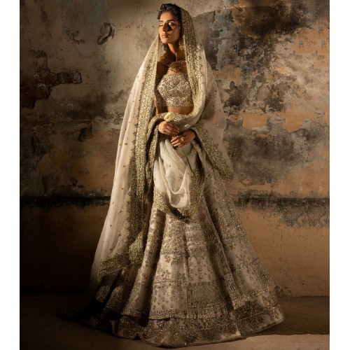 Alabastine Peony Lehenga Choli Alabastine Peony Lehenga Choli