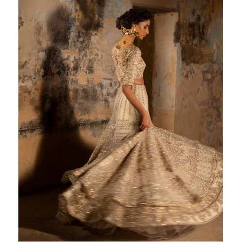 Glistening White Peony Lehenga Choli