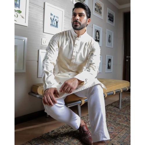 ZGMK2667 Off White Cotton Blend Kurta Pajama