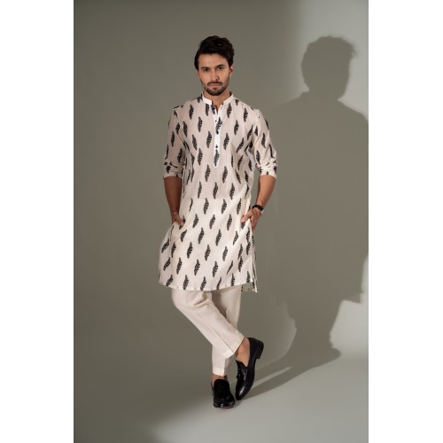 ZGMK3238 Off-White Cotton Karandi Kurta ZGMK3238 Off-White Cotton Karandi Kurta