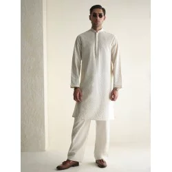 ZGMK3449 Off-White Embroidered Fabric Kurta