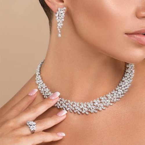 ZGJ1225 925 Sterling Silver Necklace and Earrings