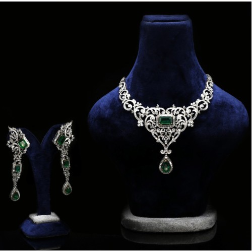 ZGJ1405 925 Sterling Silver Emerald Necklace and Earrings