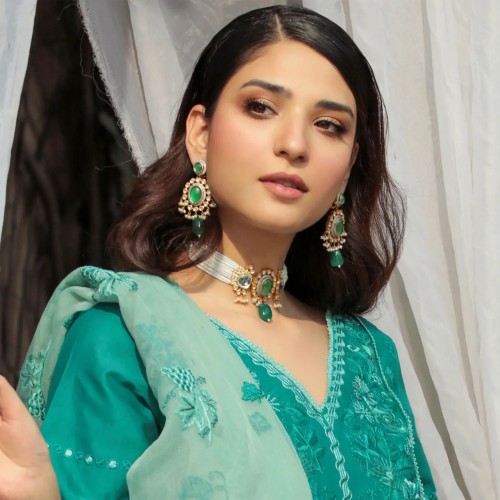 ZGJ1413 925 Sterling Silver Emerald Choker and Earrings